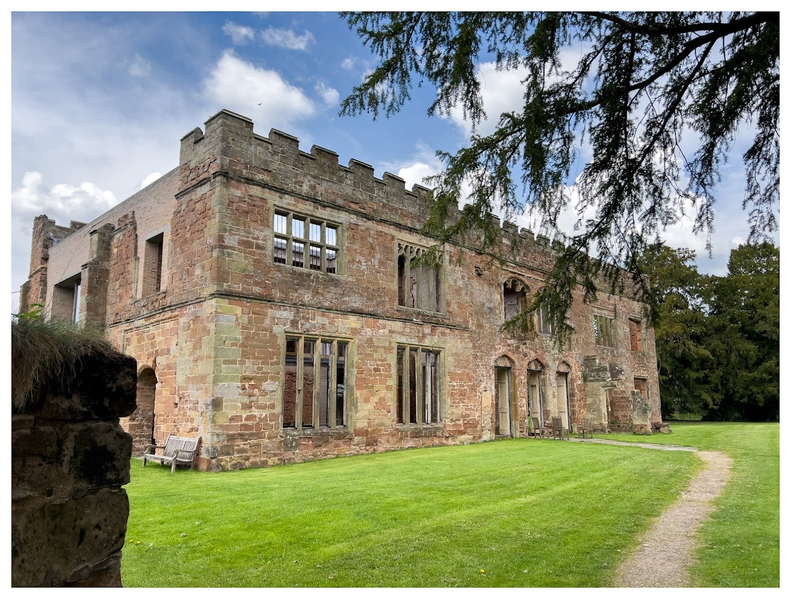 Astley Castle, Landmark Trust