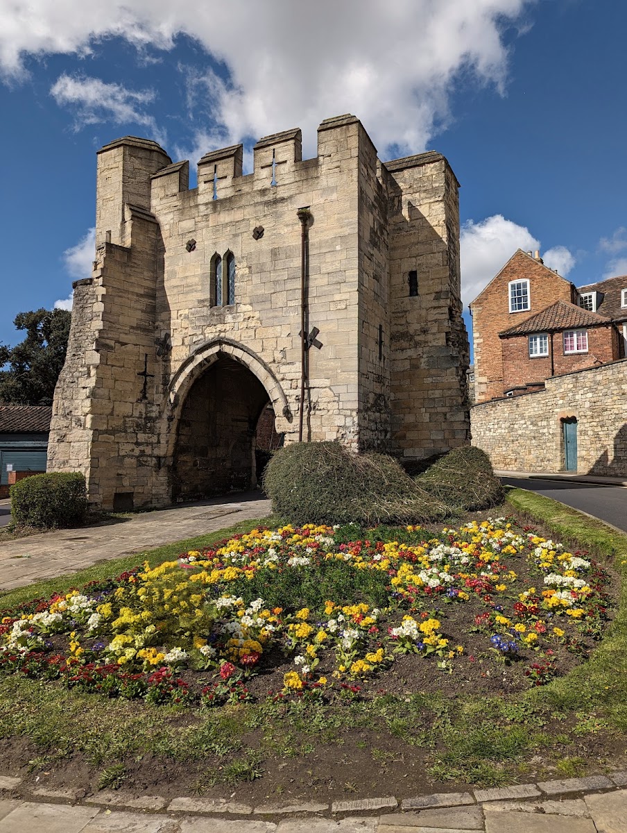 Pottergate Arch