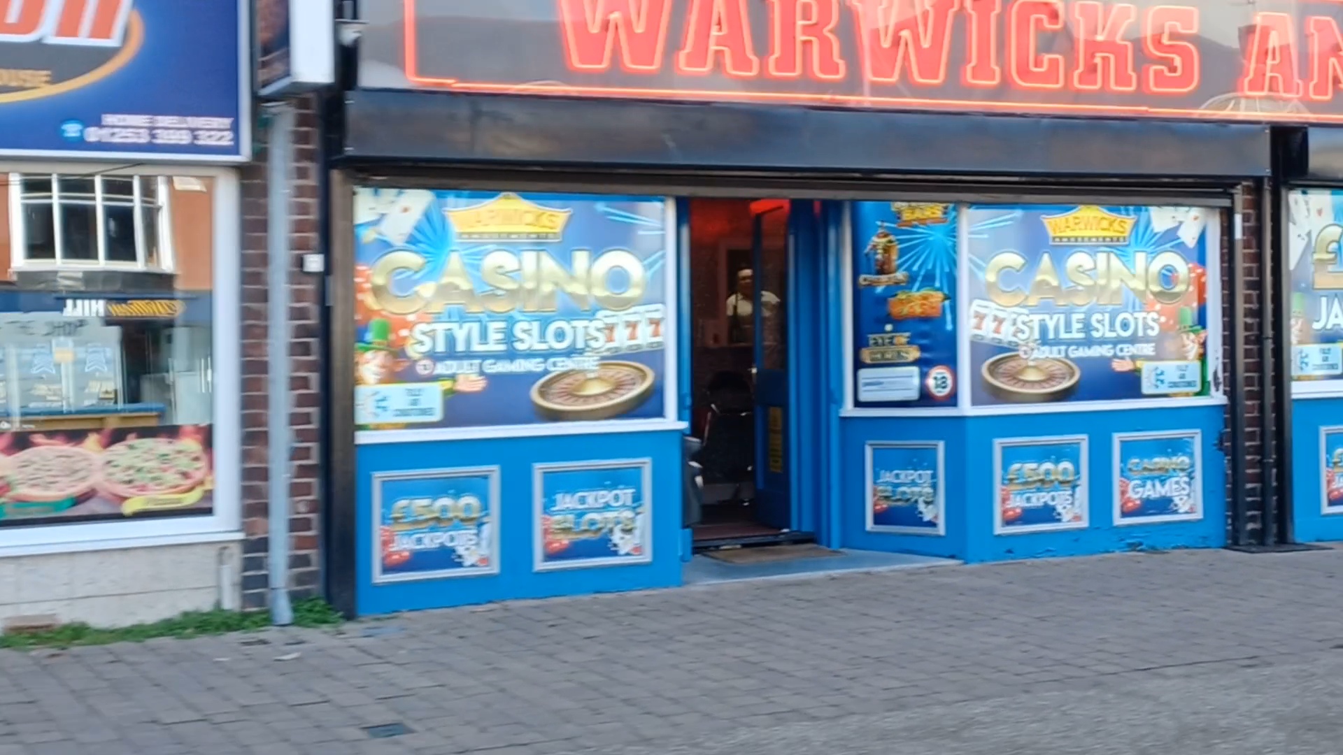 Warwicks Amusements