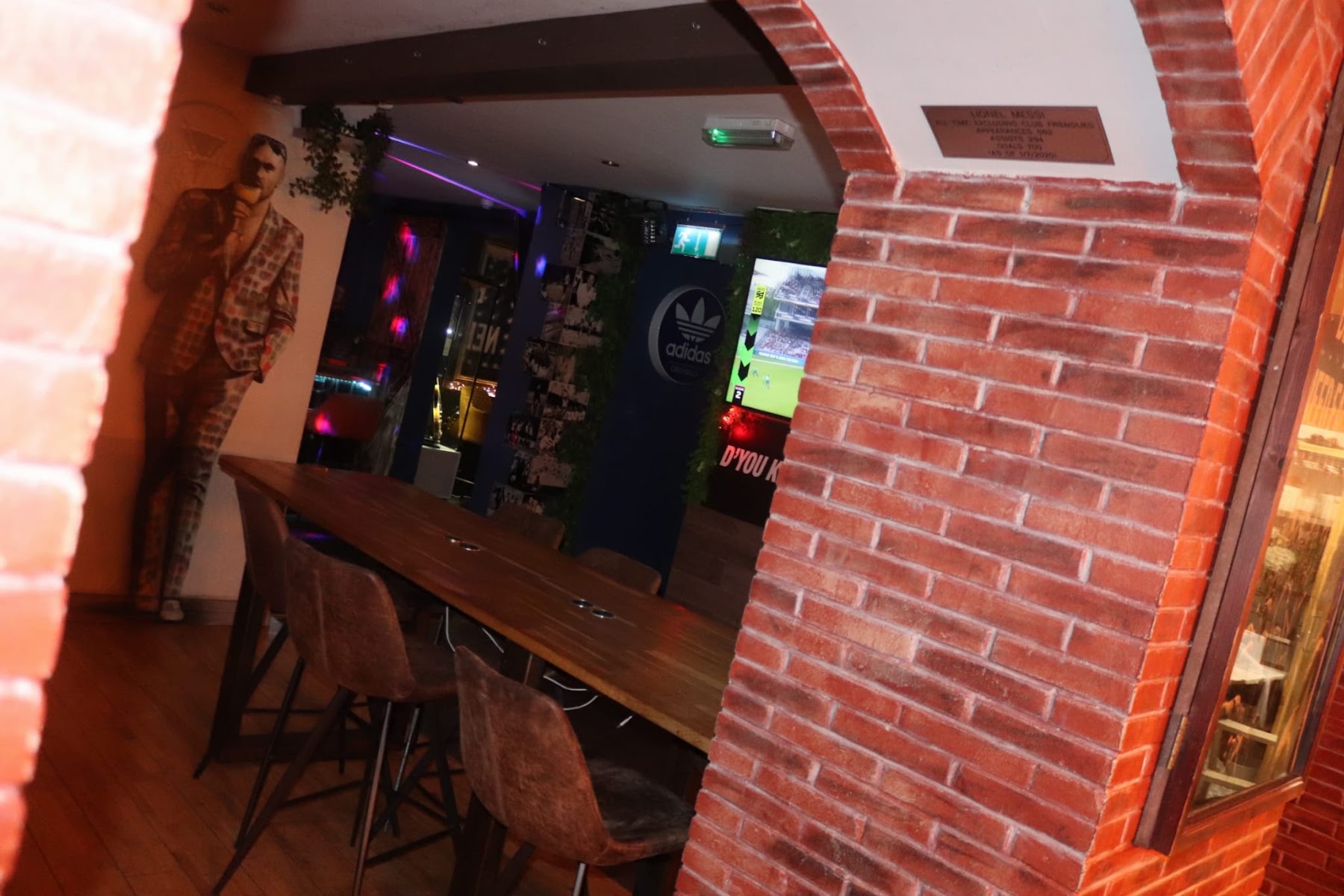 The Definitely Maybe Bar
