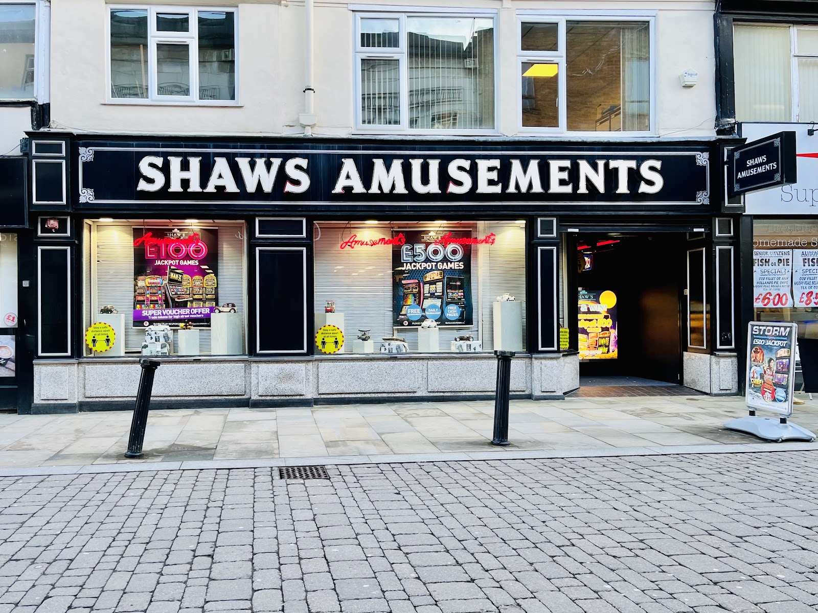 Shaws Amusements