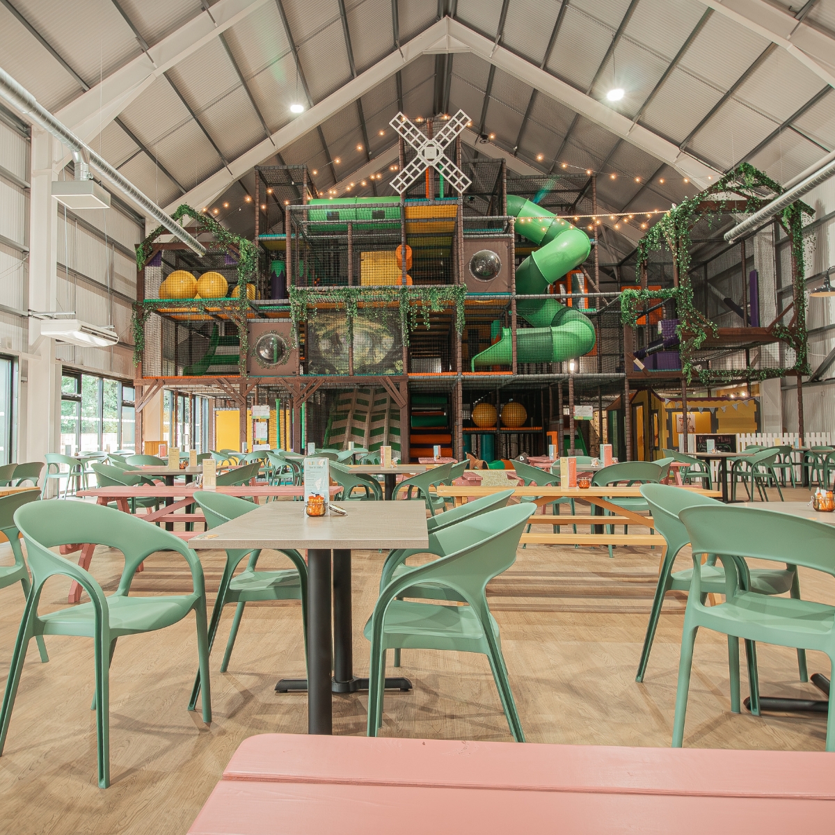 Brocksbushes Play Barn