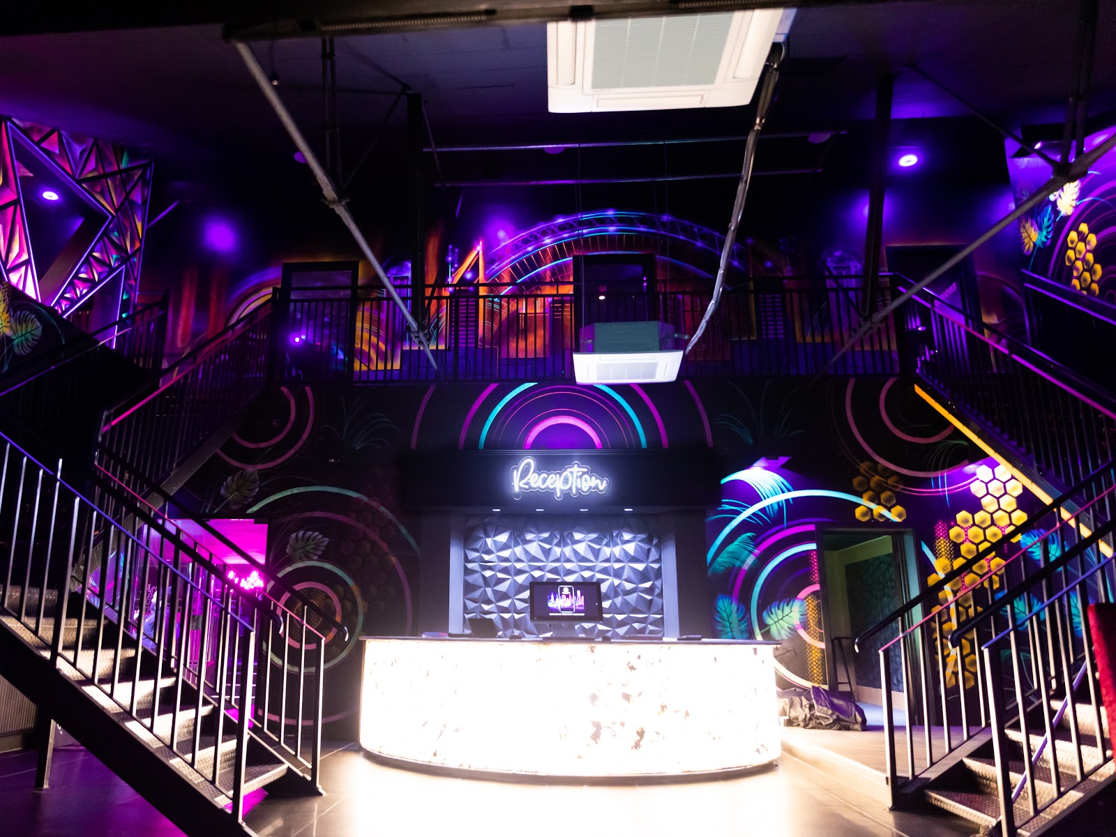 The Executive Lounge | Best Entertainment Centre in Birmingham