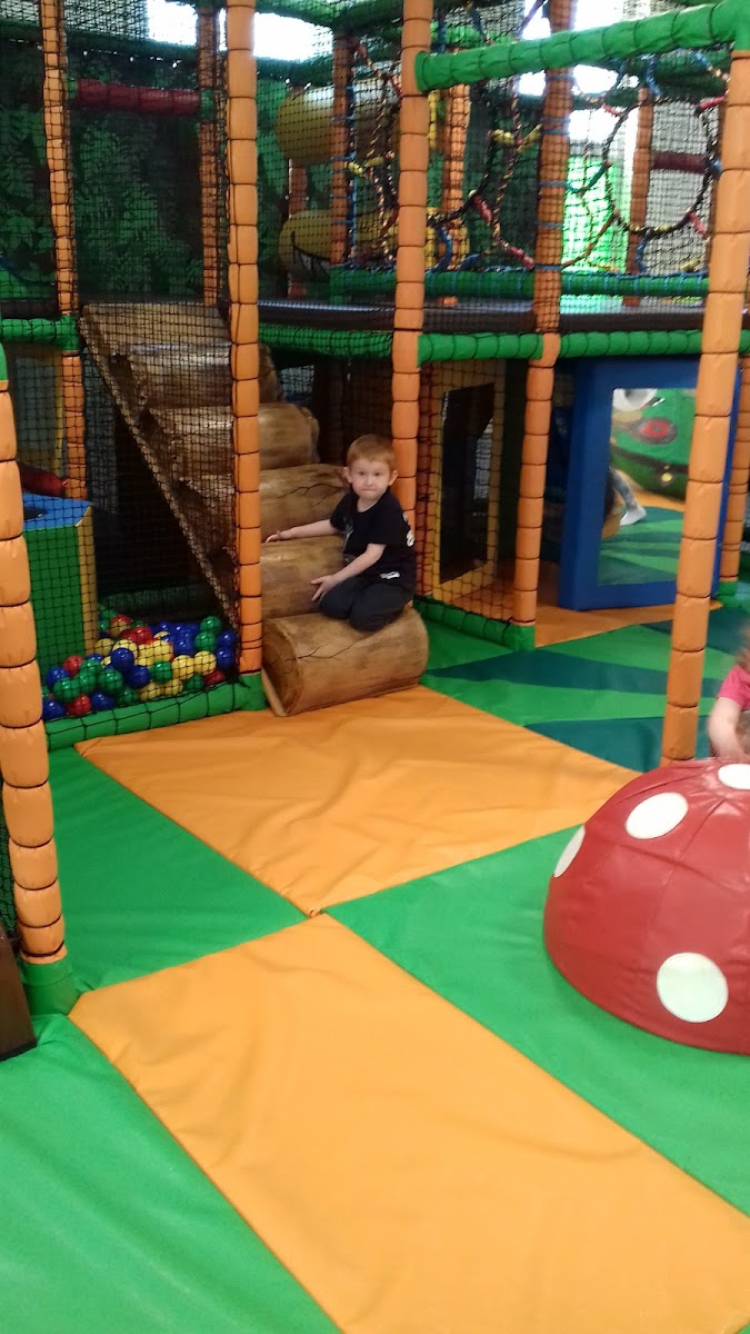 Gladigator's Fun Factory (Soft Play)