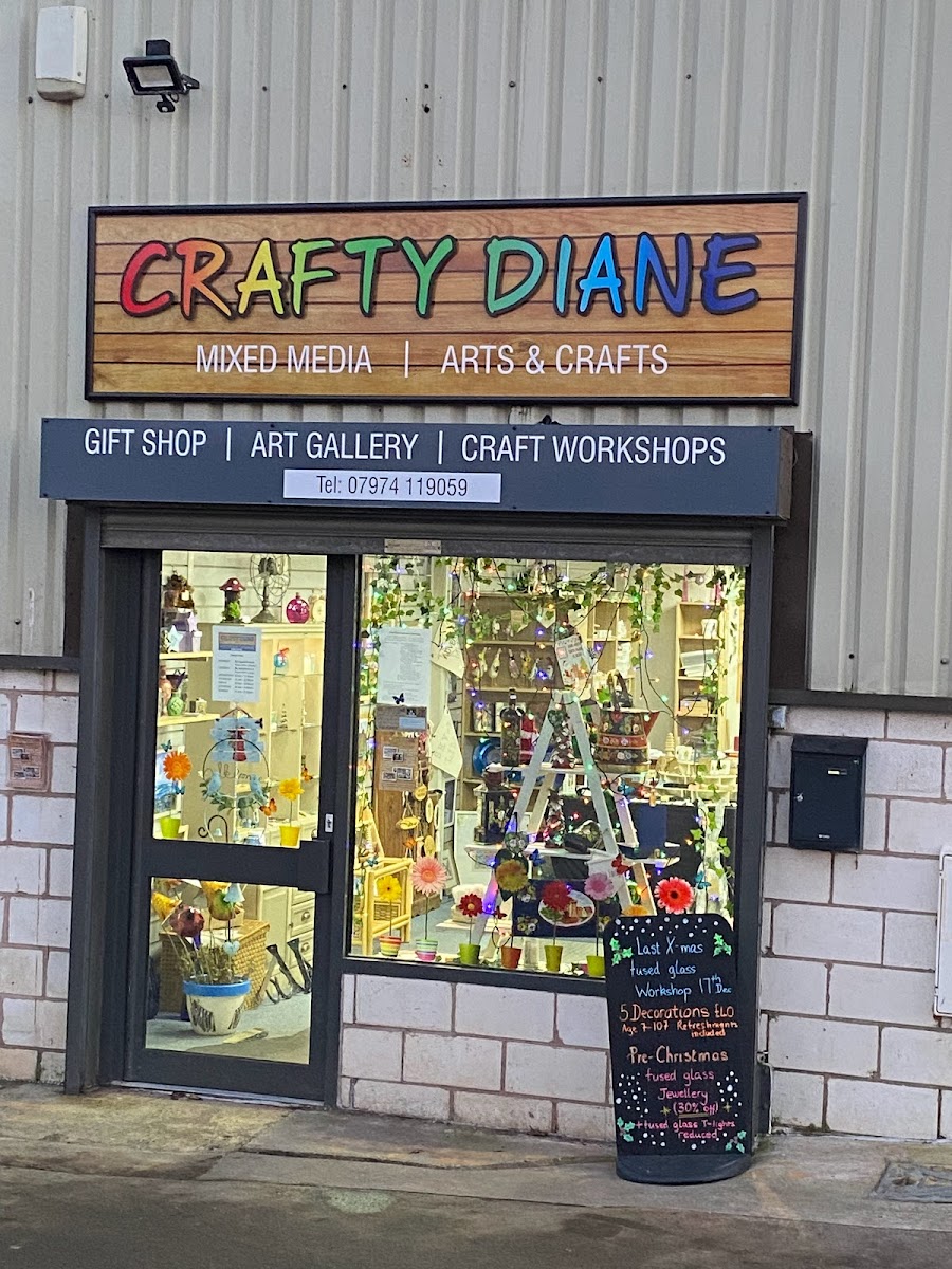 Crafty Diane Pottery Painting , Gift and Art Gallery, Craft Workshops