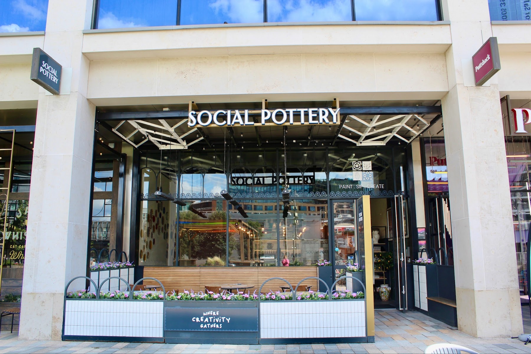 Social Pottery White City
