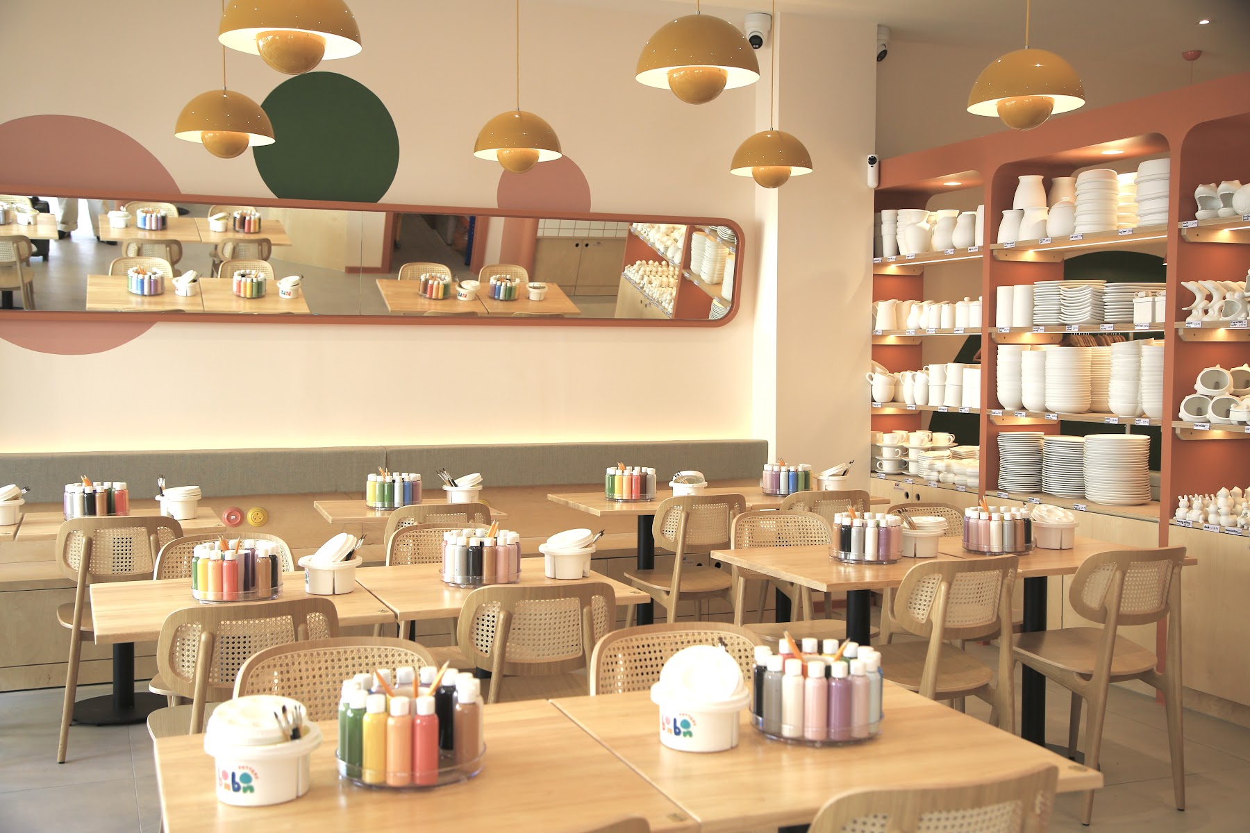 Bonbon Pottery Cafe - Kingston upon Thames