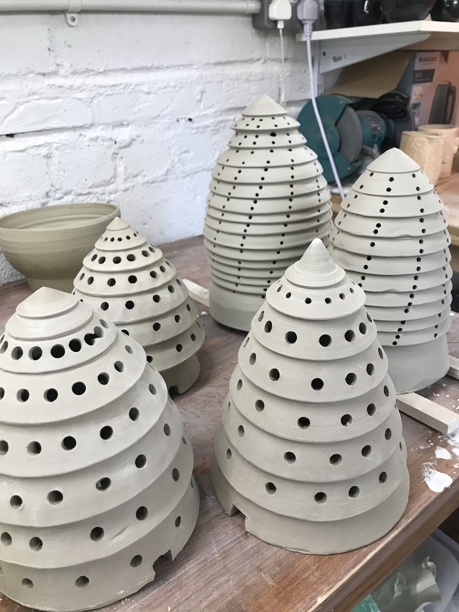 Yat Pottery