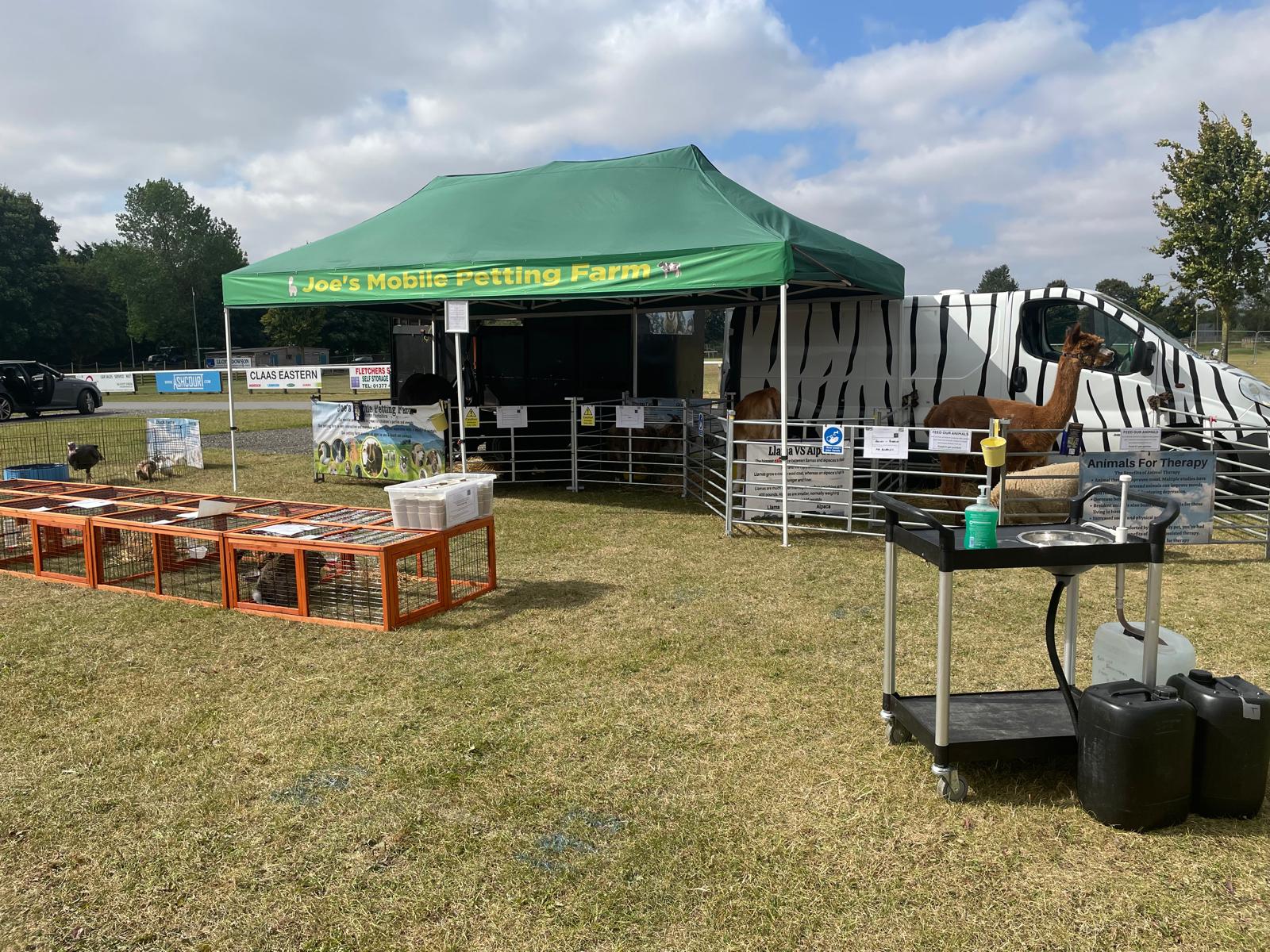 Joe's Exotic Mobile Zoo & Mobile Petting Farm - North Yorkshire