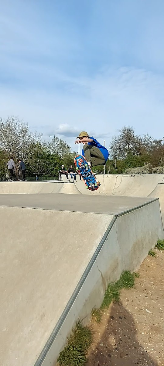 Stanford Skatepark