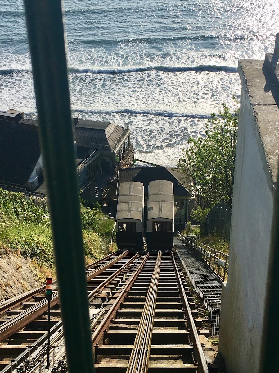 Cliff Lift