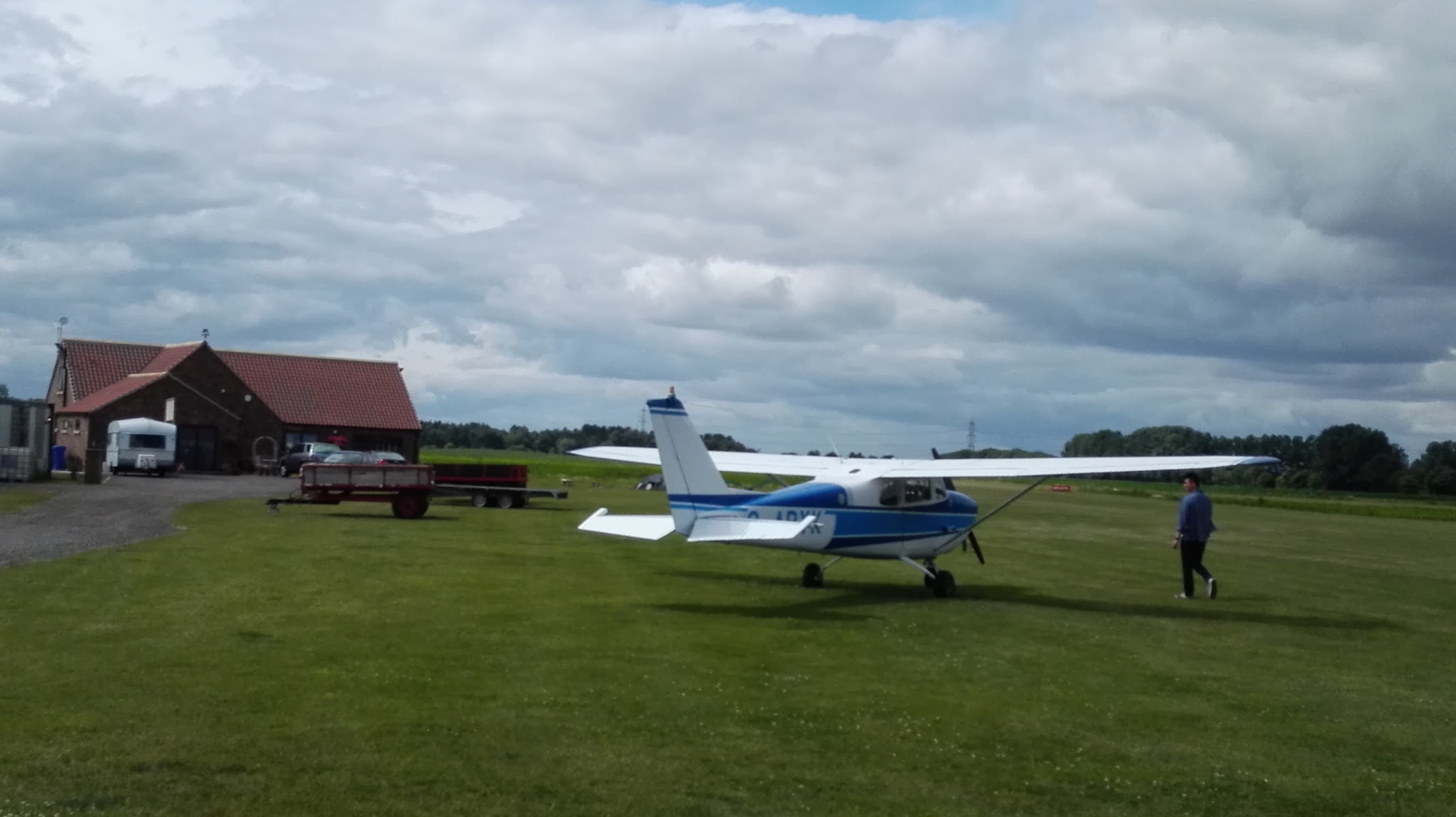 Full Sutton Airfield and Flying Centre EGNU