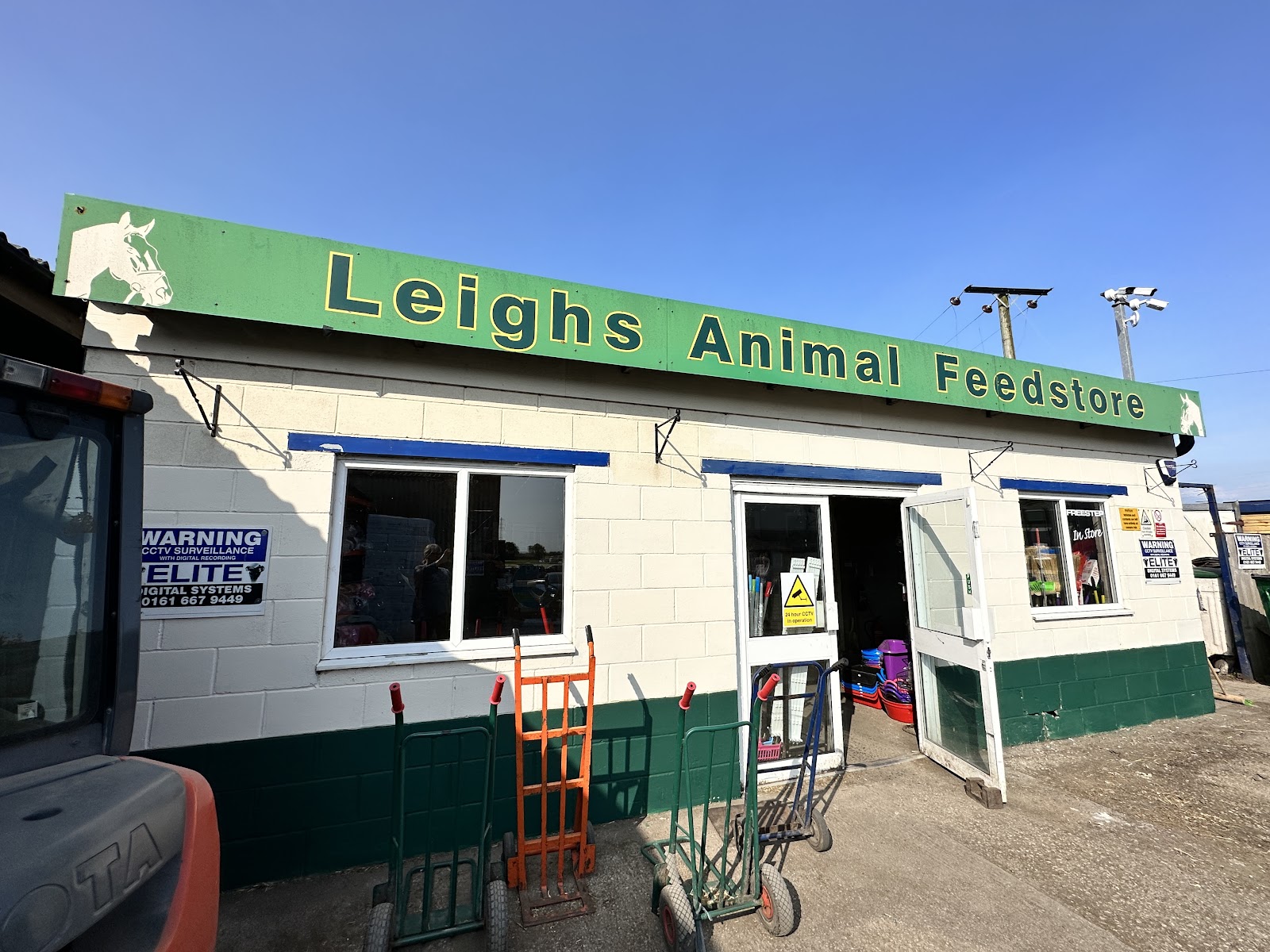 Leigh's Animal Feed Store