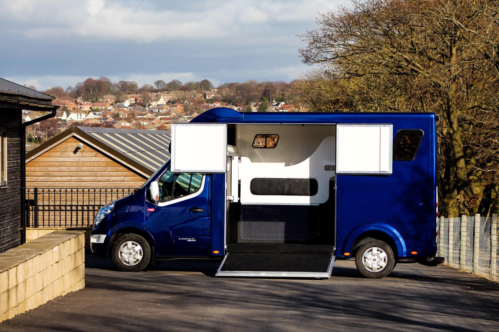 Hemingways Horseboxes