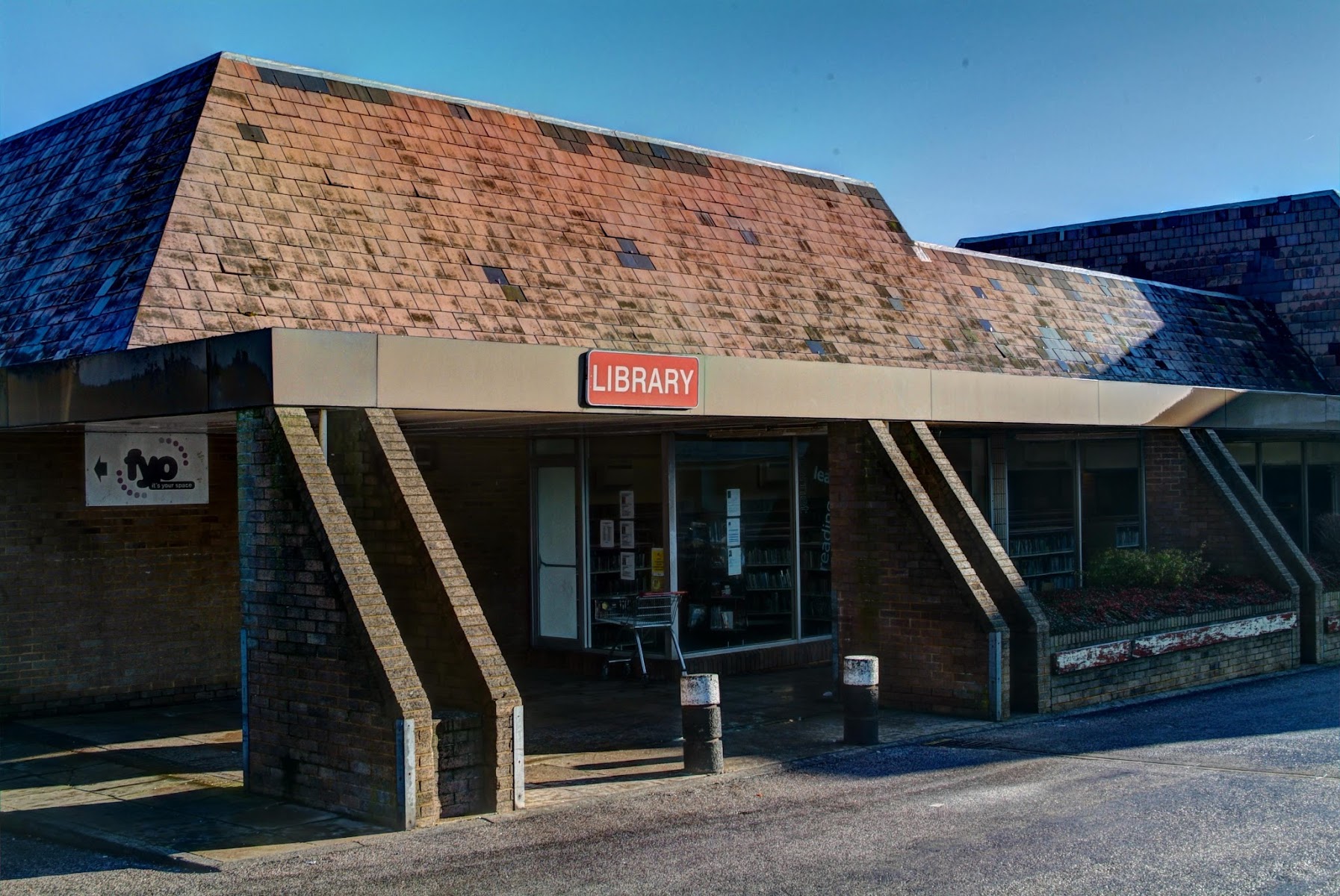 Moor Allerton Library
