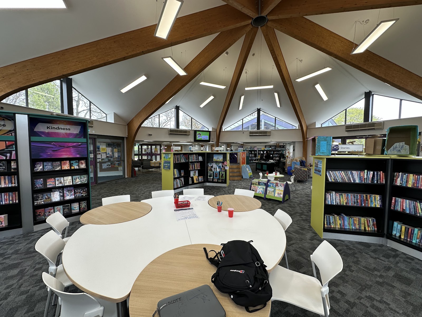 Mowbray Gardens Community Library