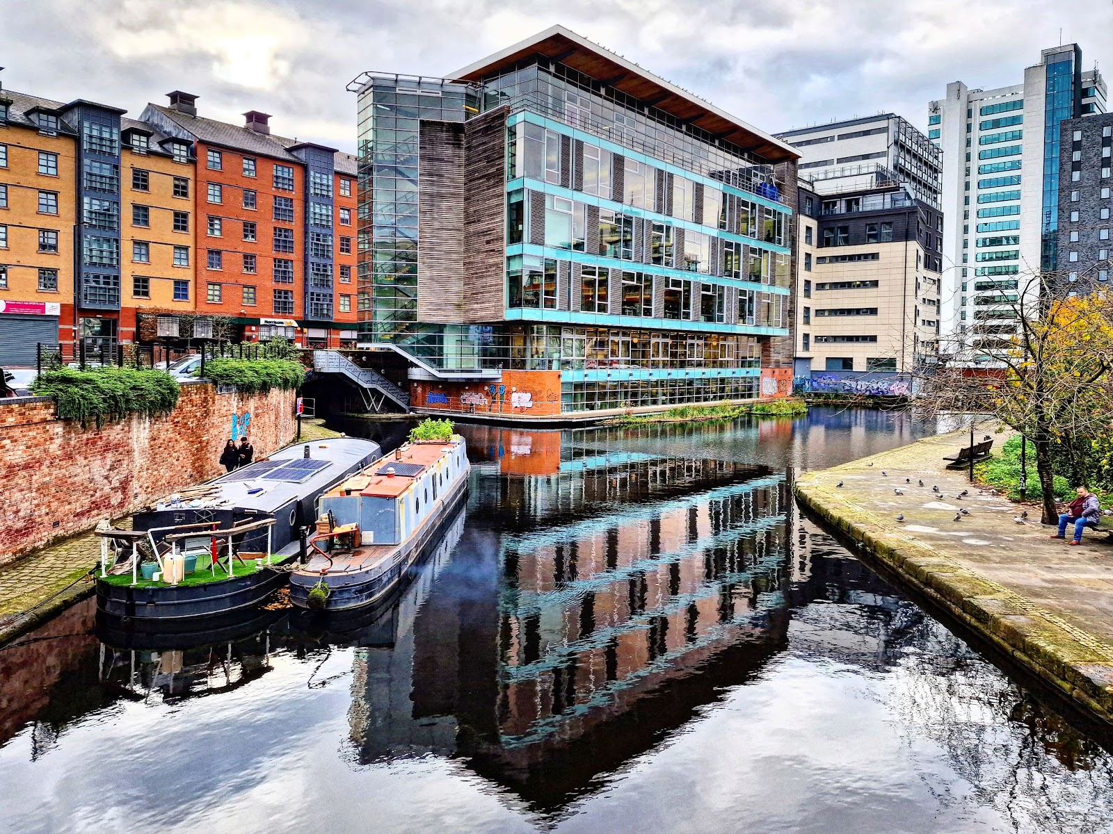 Piccadilly Marina