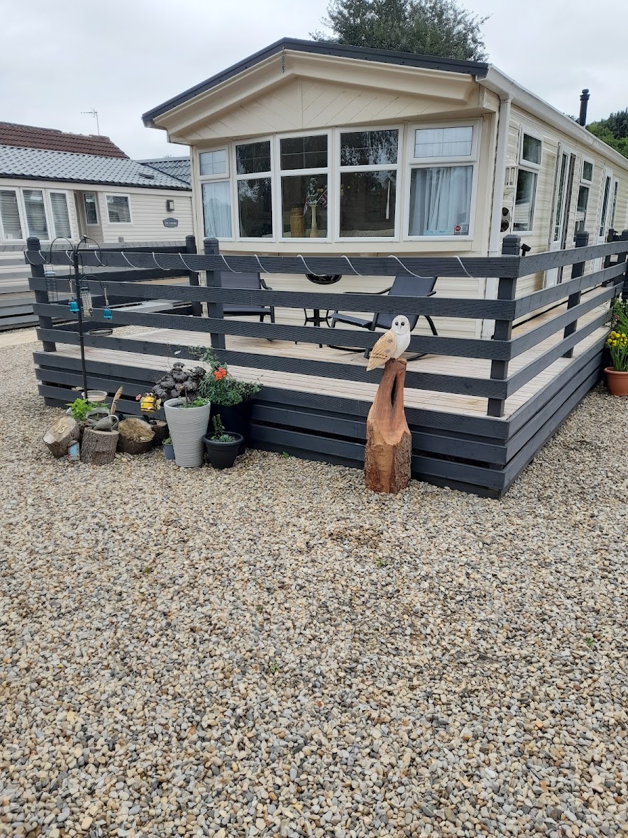 Cragwood holiday home Park, riverside touring park