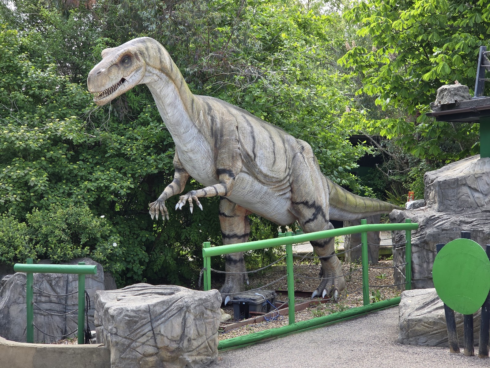 Gulliver's Dinosaur & Farm Park