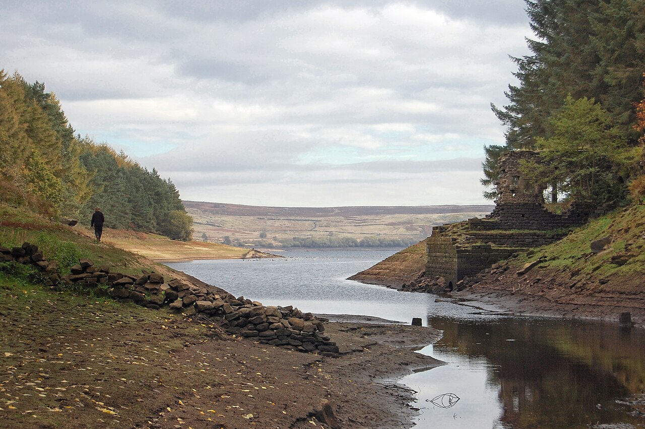 Thruscross Reservoir