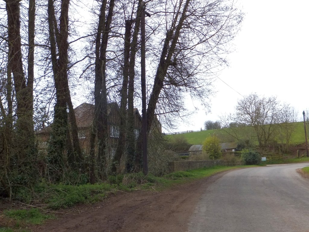 White House on Wye Glamping