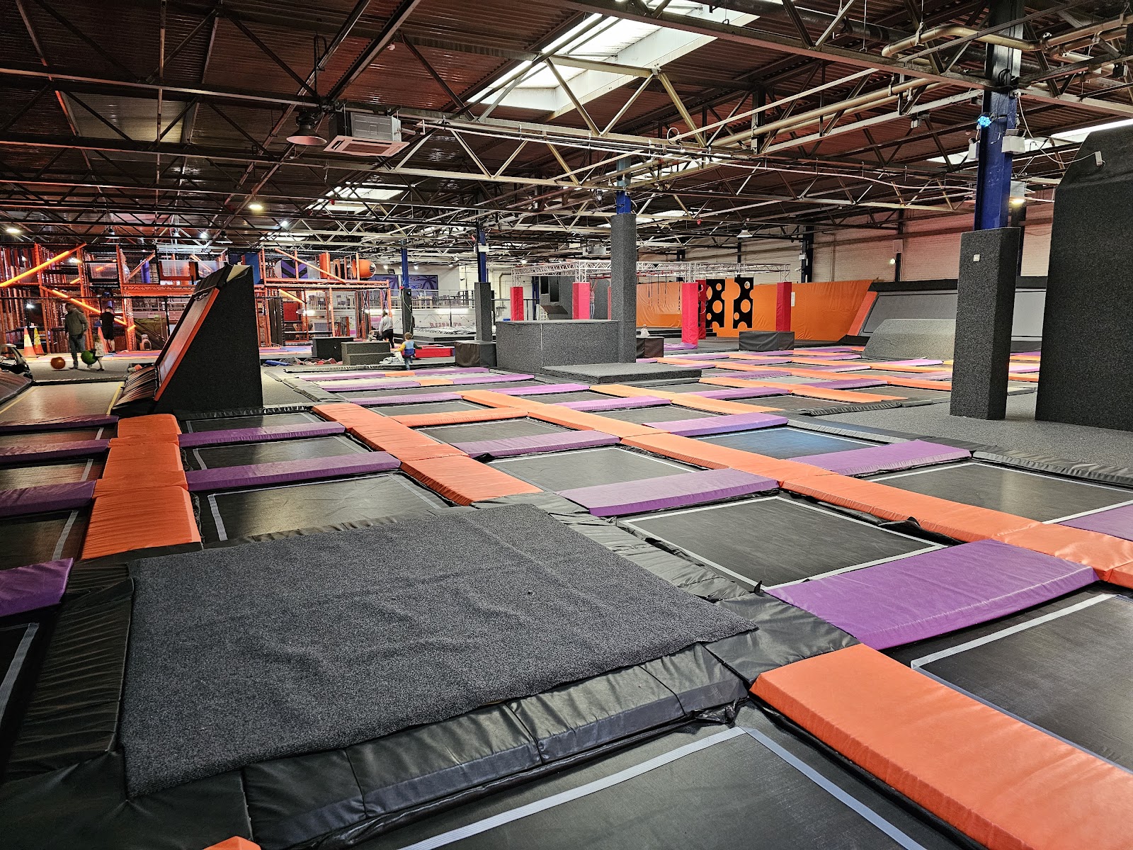 Airbox Bounce Trampoline Park