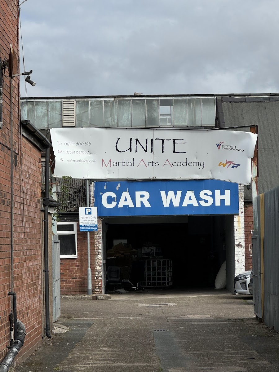Unite Inflatable Zone