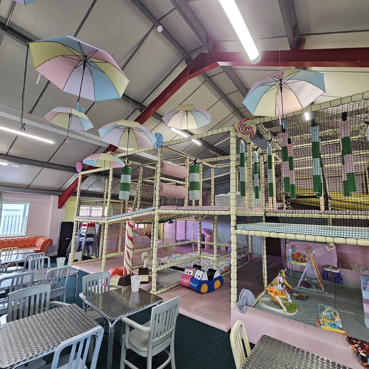 Play - World Explorers
