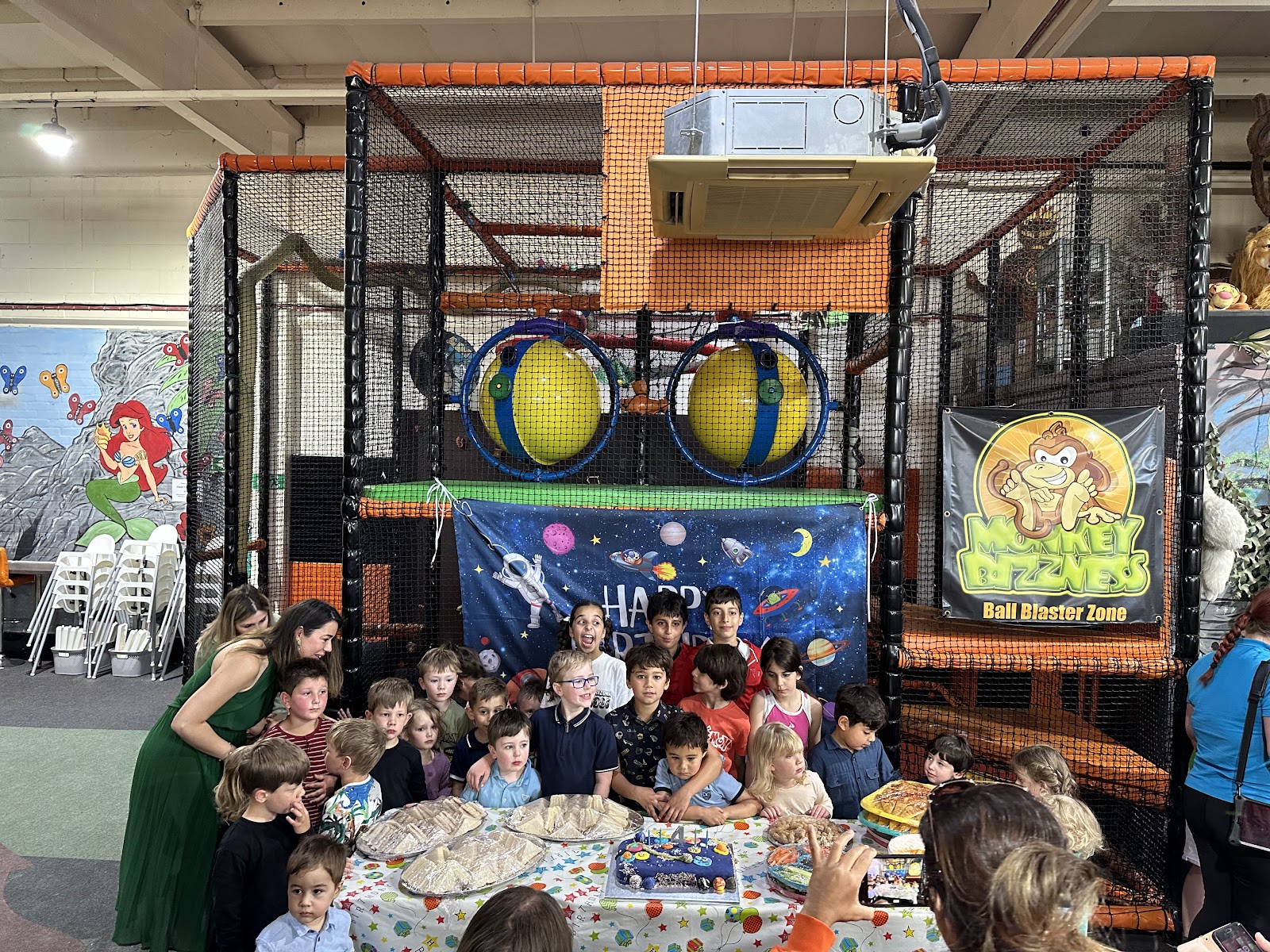 Monkey Bizzness Adventure Play