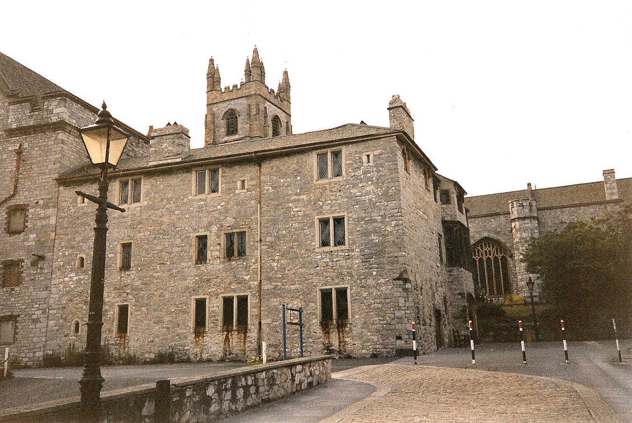 Elizabethan House