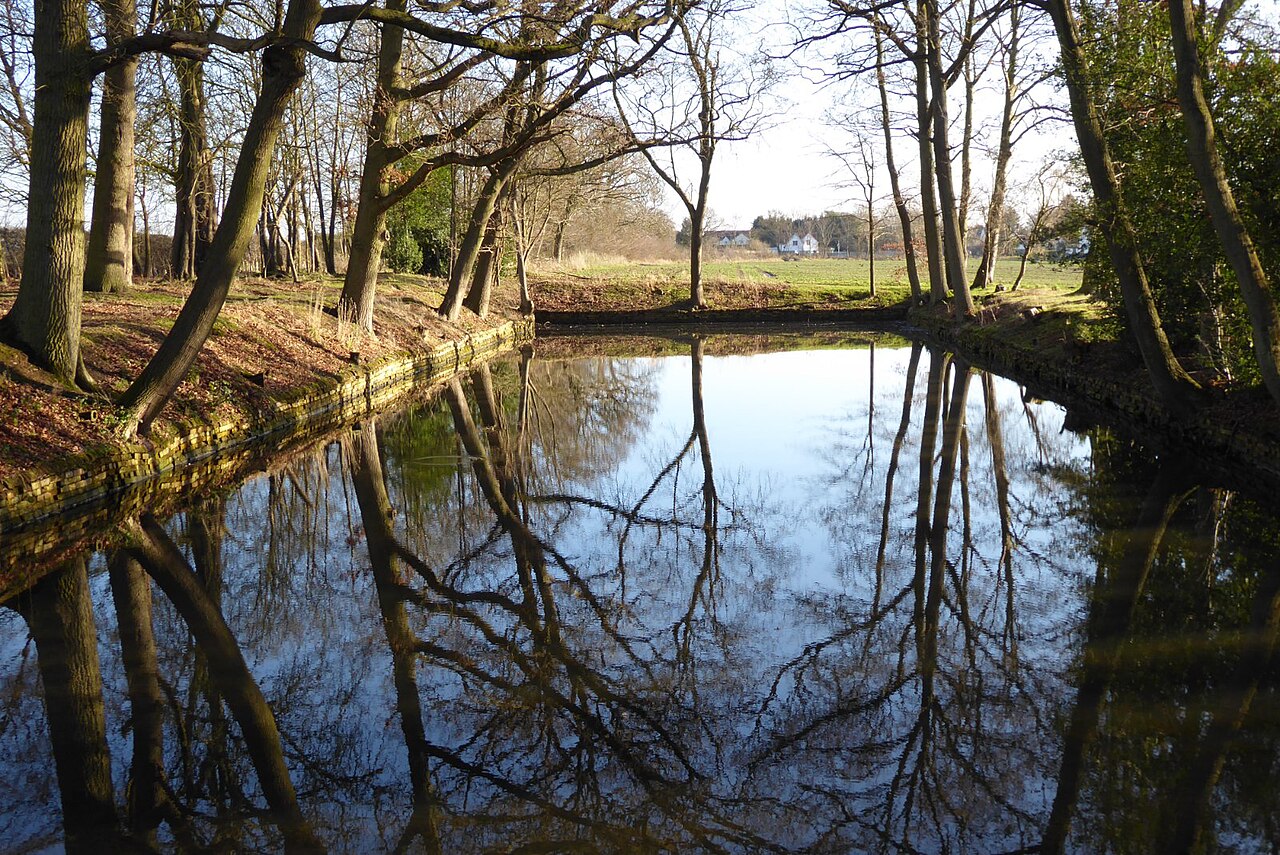 Abbey Manor