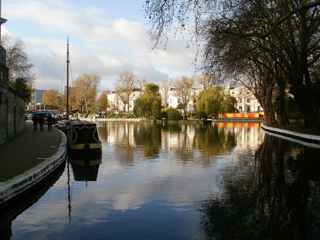 Puppet Theatre Barge - Little Venice