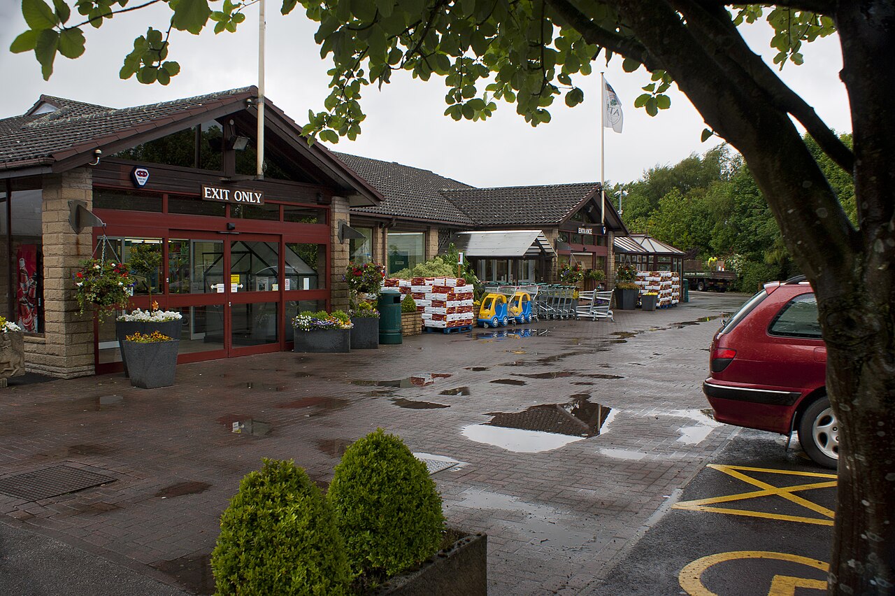 Bolton Garden Centre