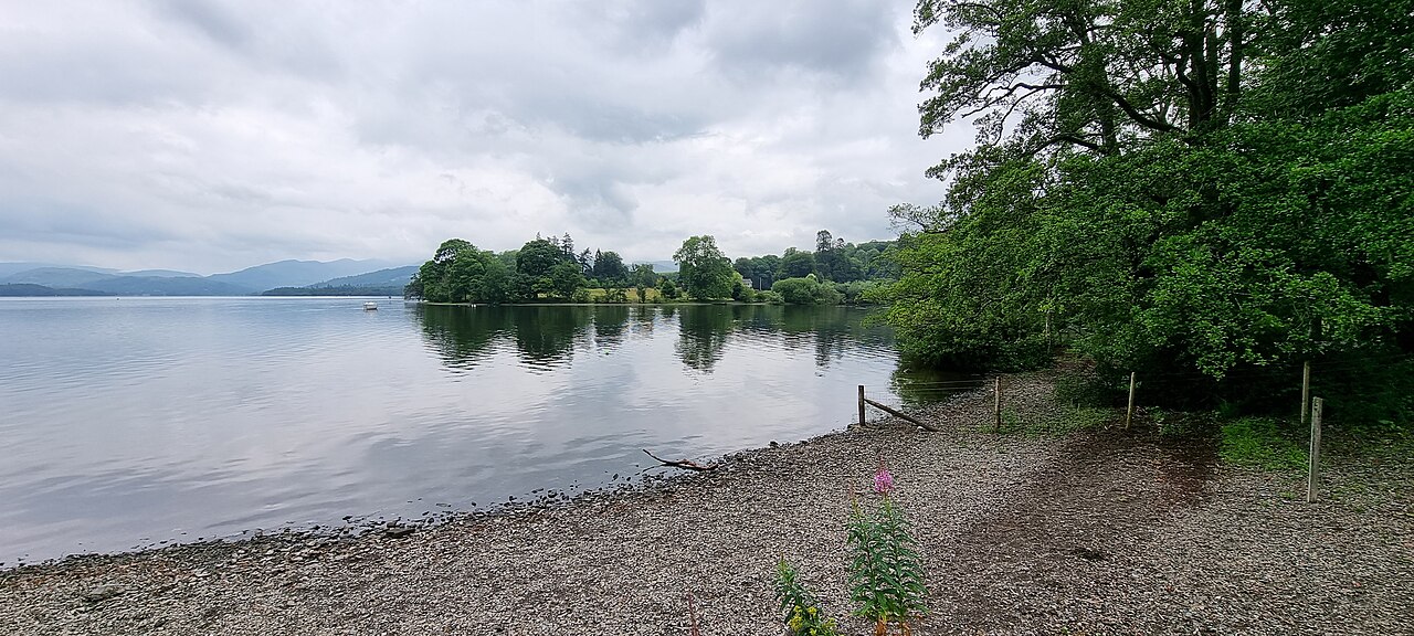 Bowness Pier - Windermere Lake Cruises