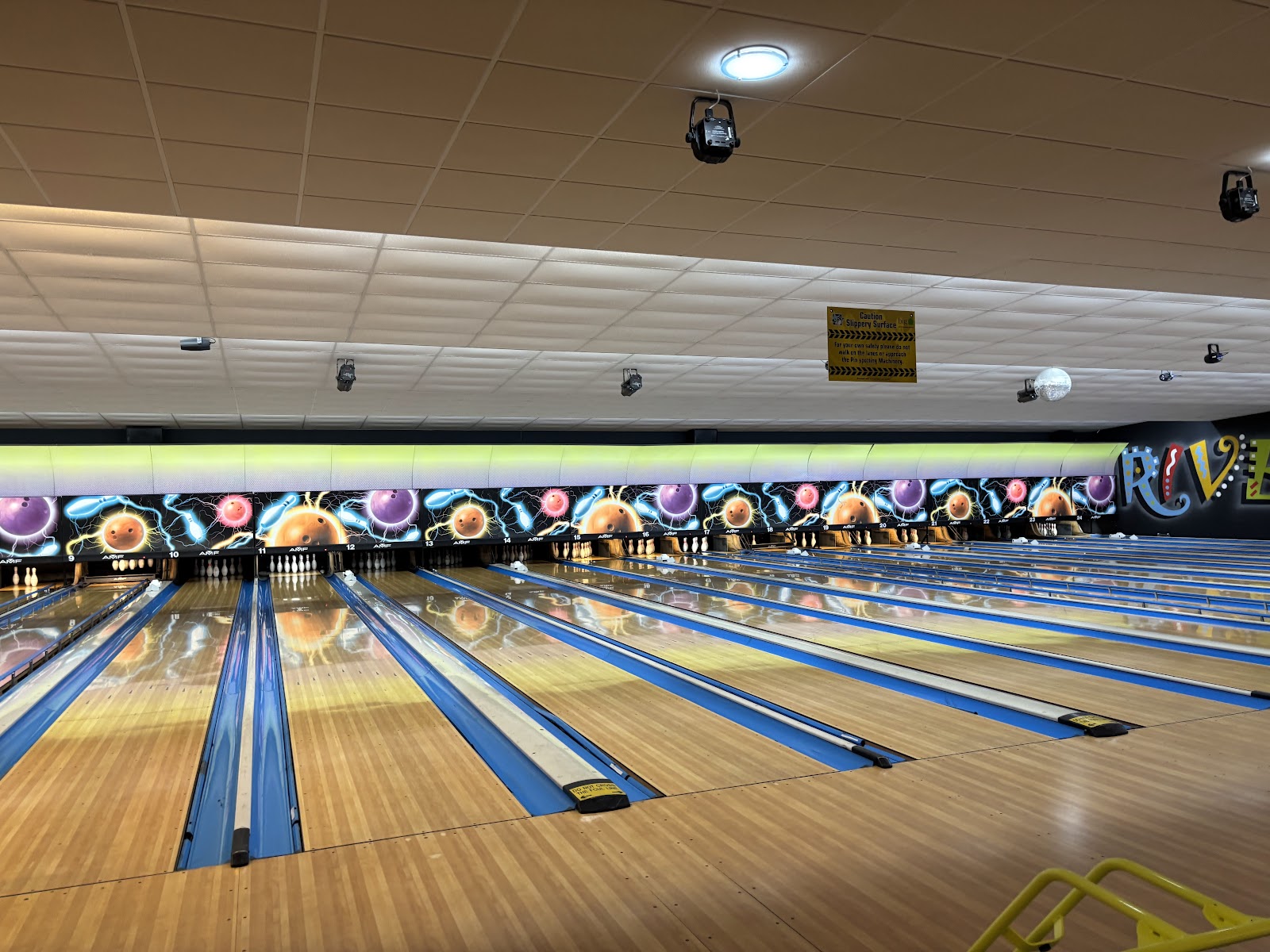 Riverside Bowl
