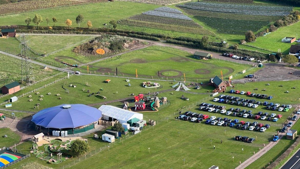 Over Farm's Farm Park