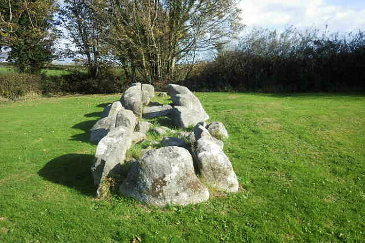 Dunnaman Court Tomb