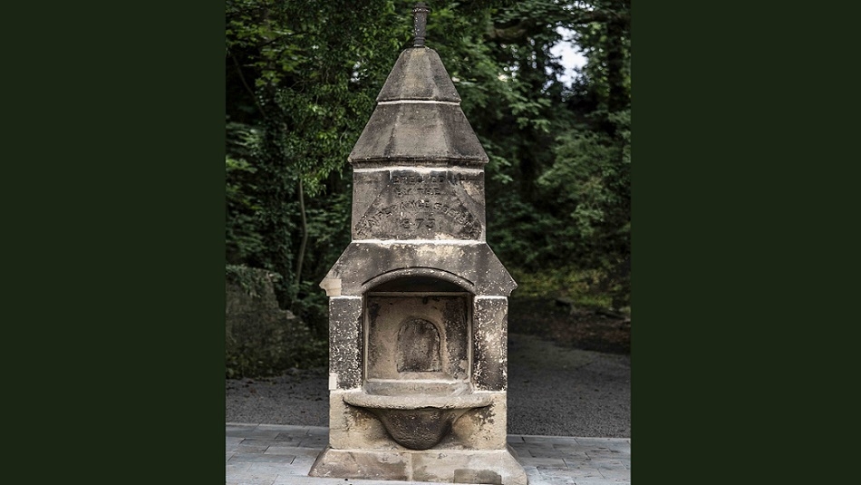Castle Chare fountain
