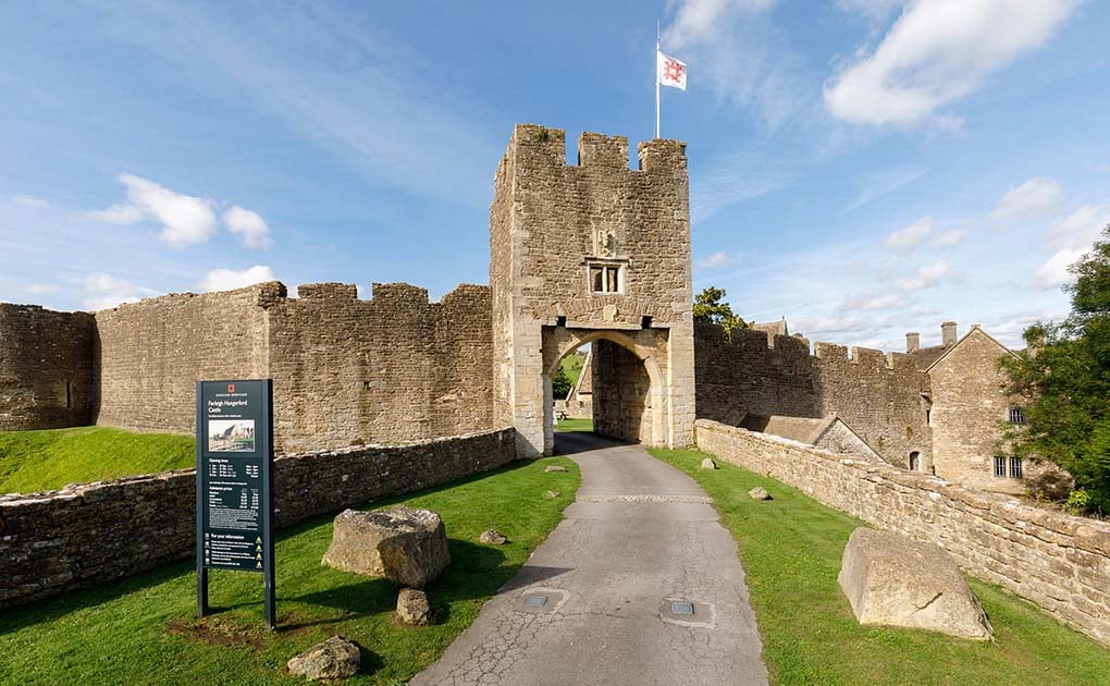Farleigh Hungerford Castle