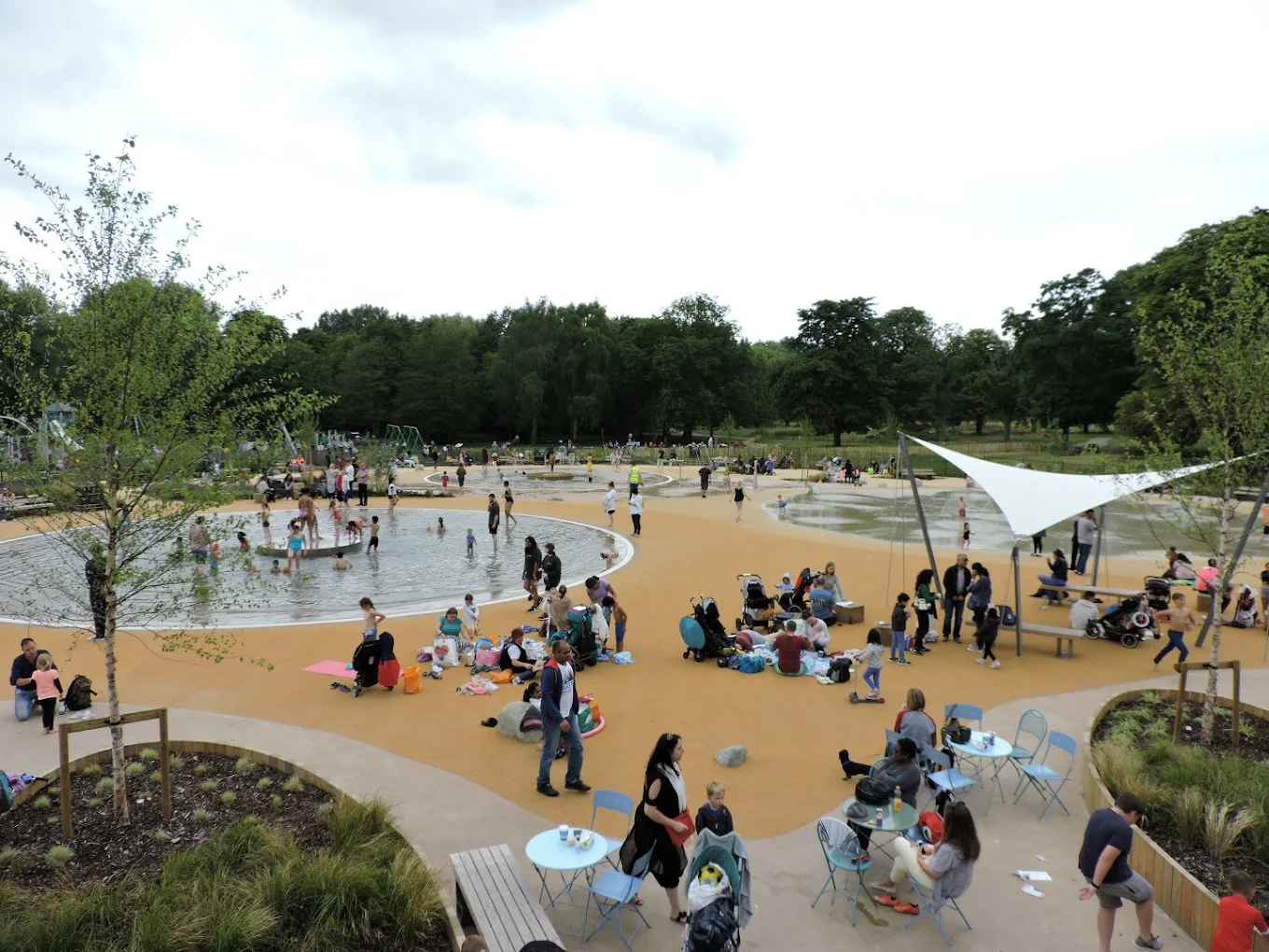 Cassiobury Park