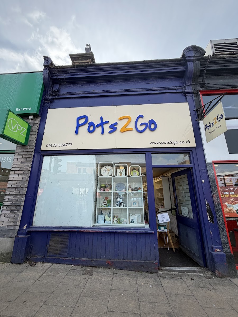 Pots2Go Ceramic Café