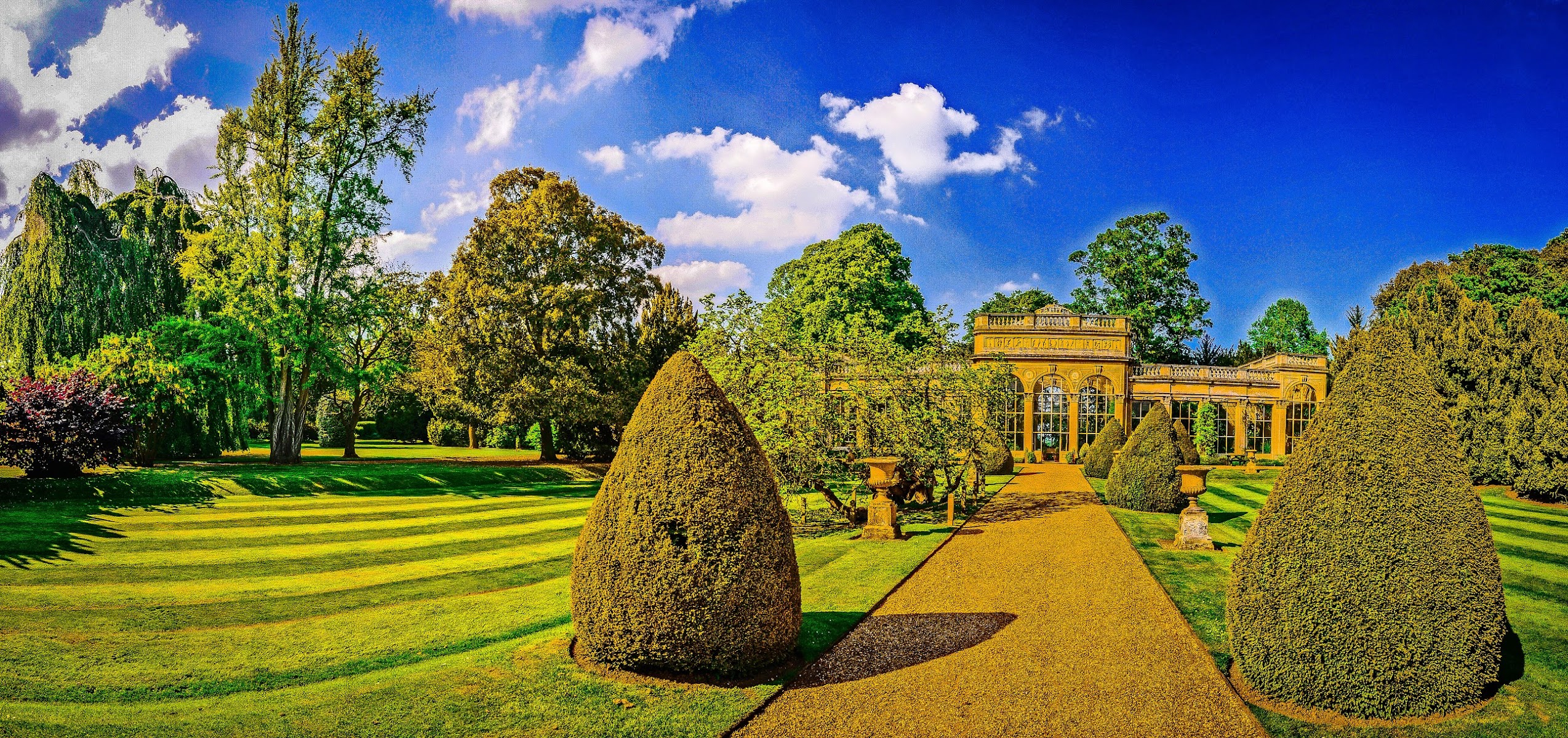 Castle Ashby Gardens