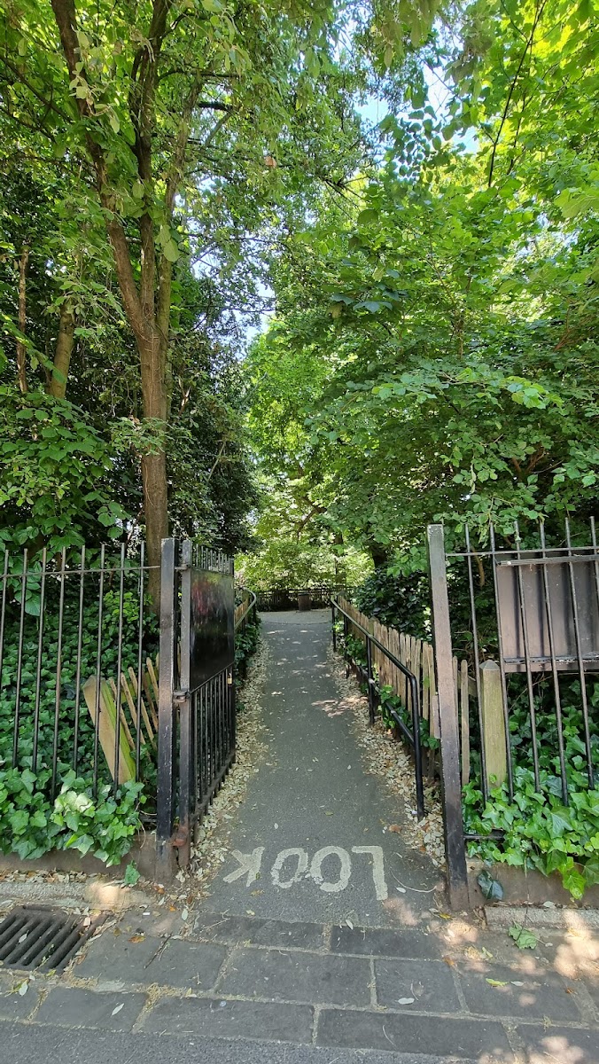 Holland Walk