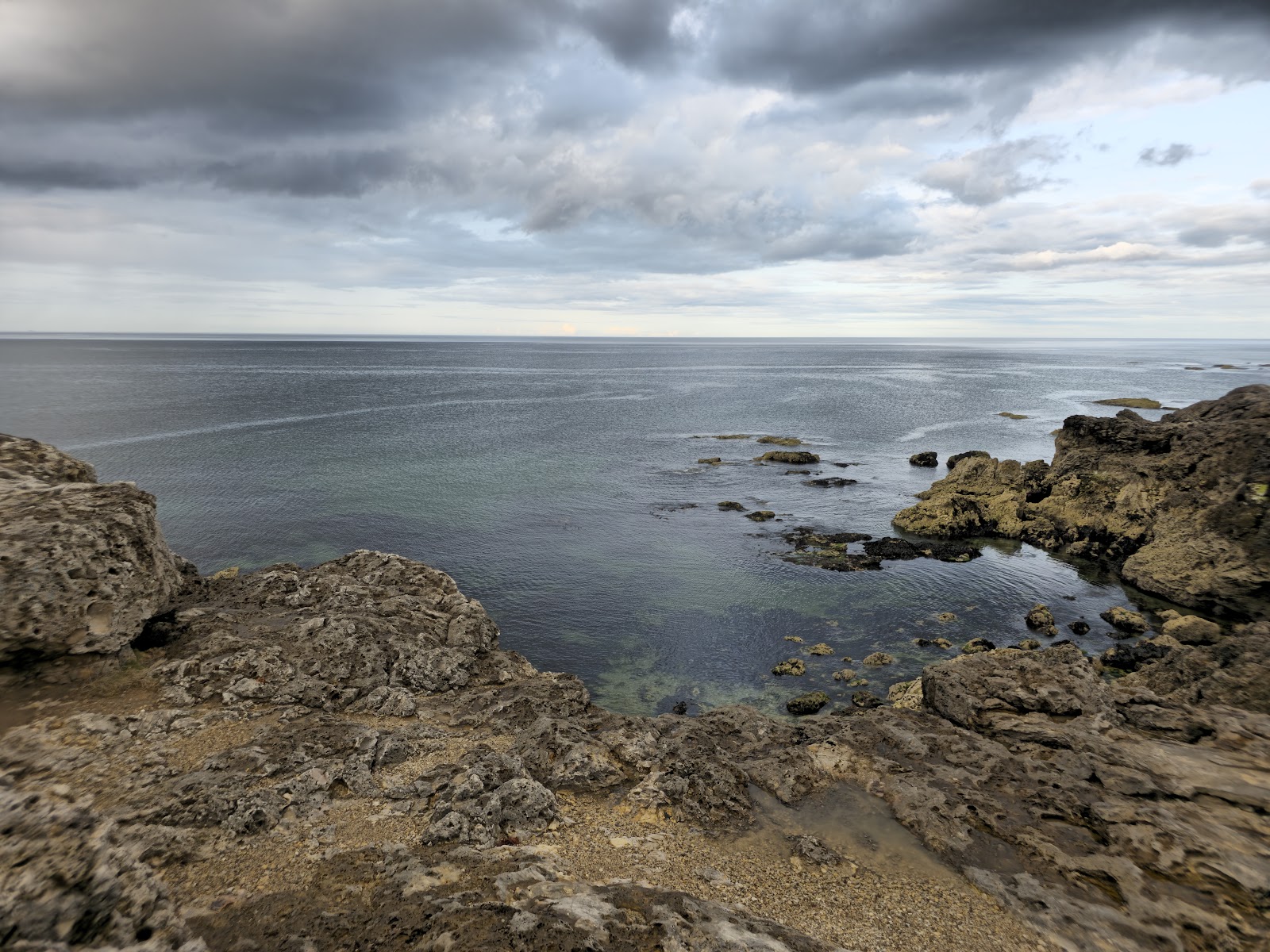 Frenchman’s Bay Walkpath & Cliffs. (South Shields)