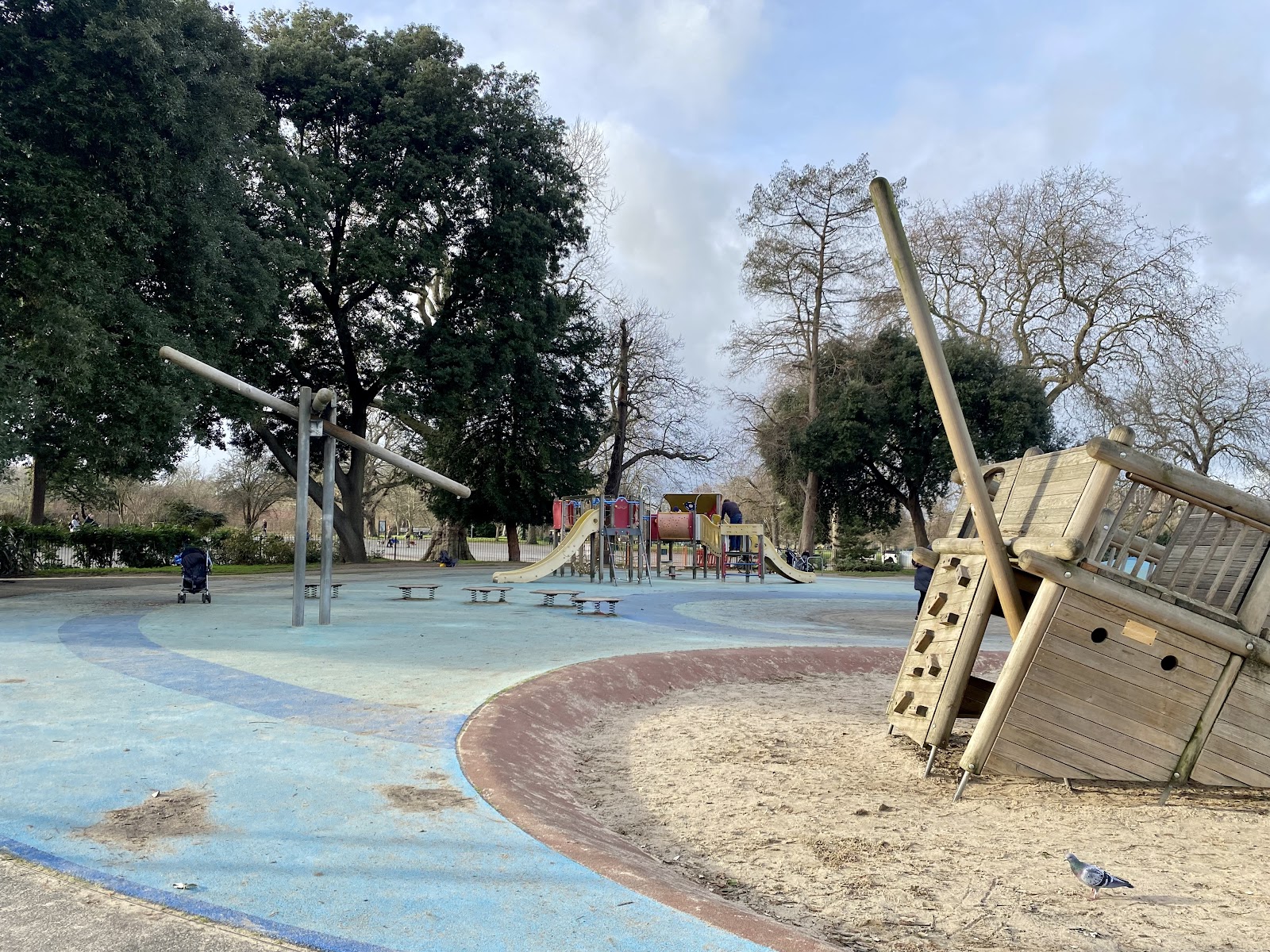 Clissold Park Playground