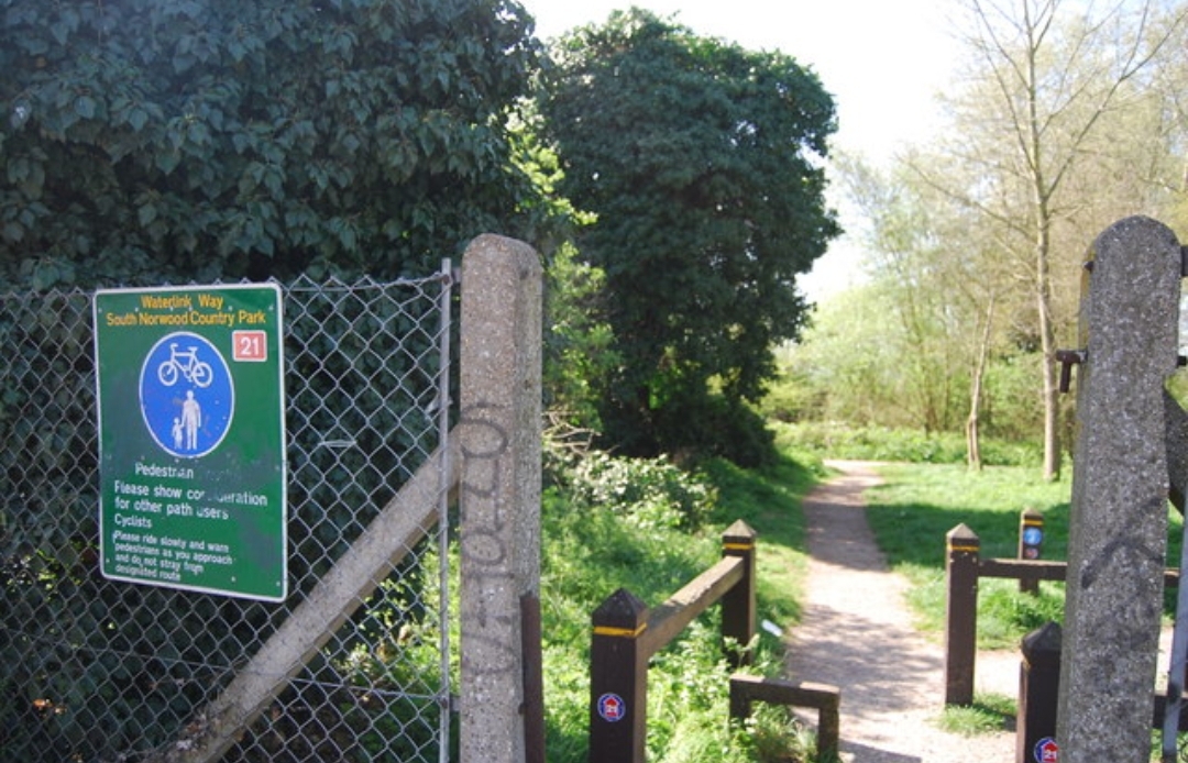 Waterlink Way Cycle Path