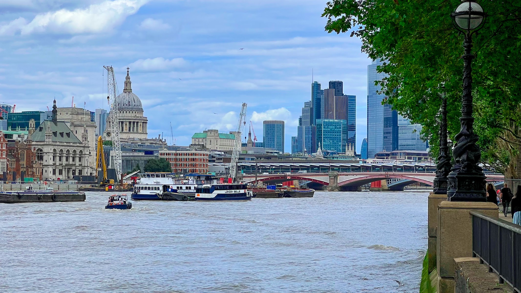 Southbank (River Thames South) Walkpath.