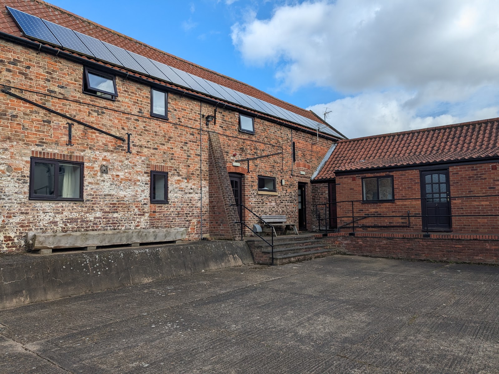 Highfield Farm Accommodation & Campsite