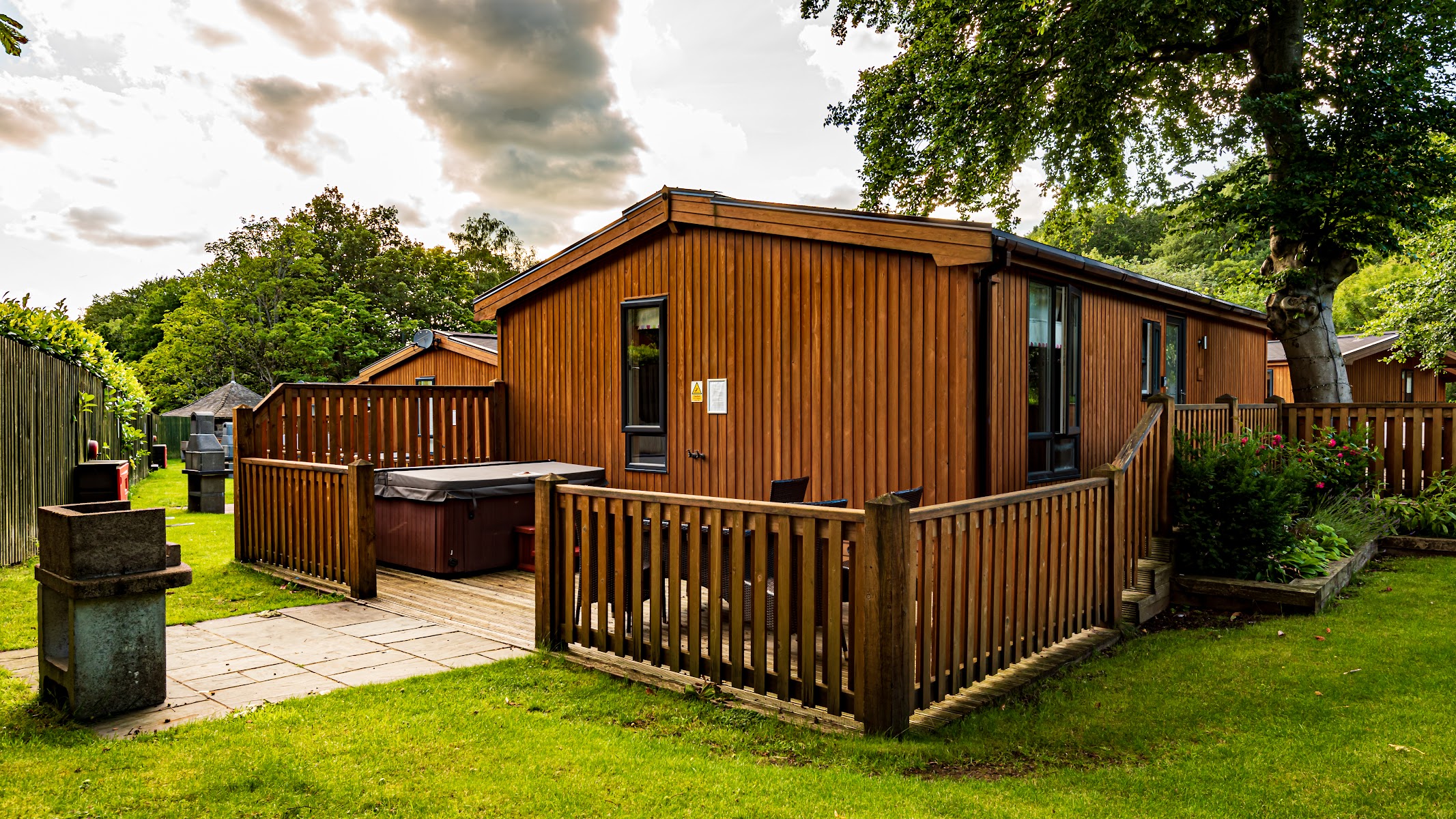 Dovestone Holiday Park