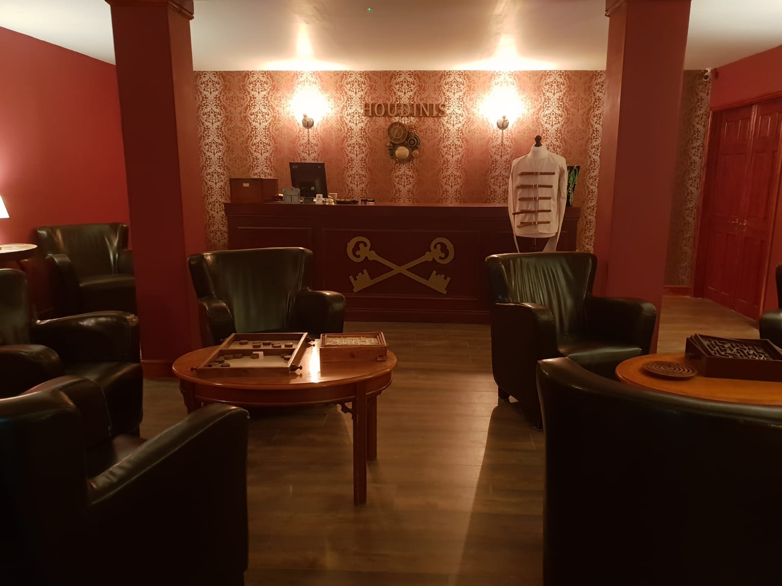 Houdini's Escape Room Experience - Southampton Tenpin